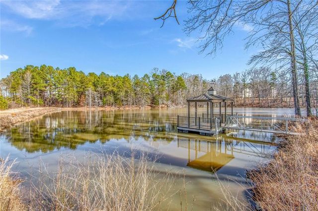 6025 Carruth Lake Drive, Cumming, GA 30028