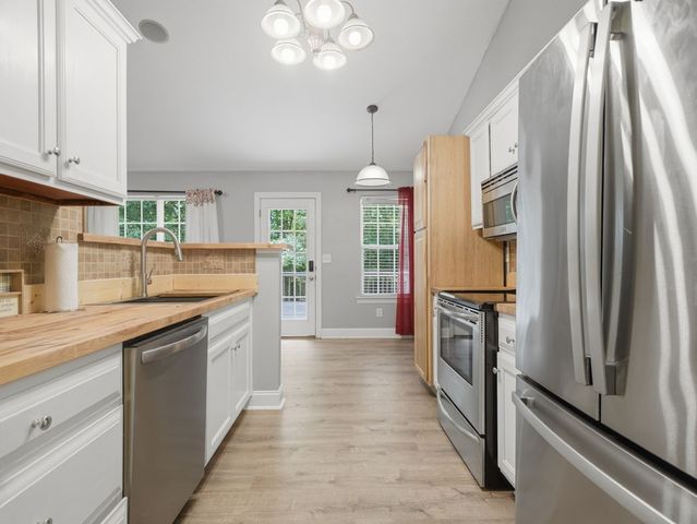 694 Wingate Road, Ellijay, GA 30540