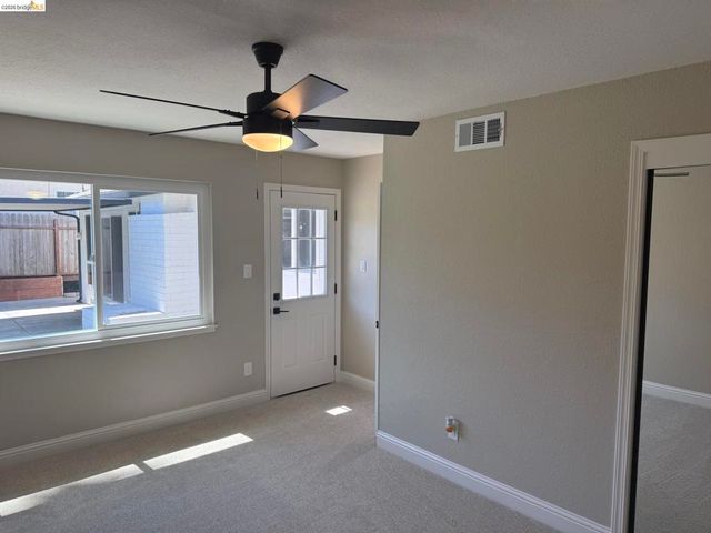 4417 Meadowbrook Dr, El Sobrante, CA 94803