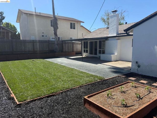 4417 Meadowbrook Dr, El Sobrante, CA 94803