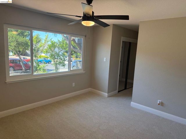 4417 Meadowbrook Dr, El Sobrante, CA 94803