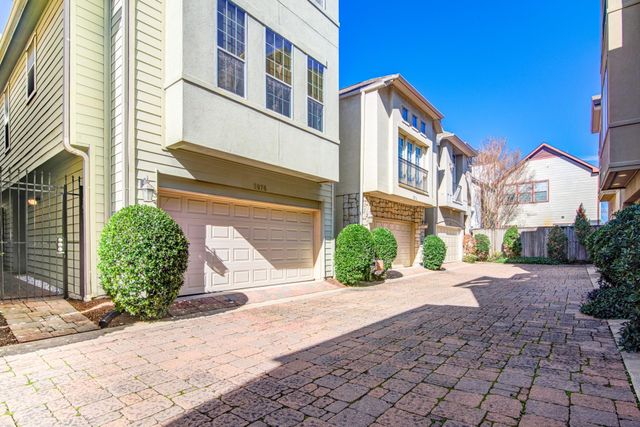 5976 Kansas Street, Houston, TX 77007