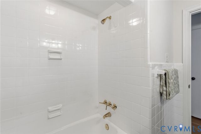 2200 Dartford Rd, Henrico, VA 23229