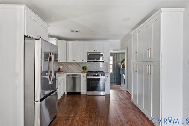 2200 Dartford Rd, Henrico, VA 23229