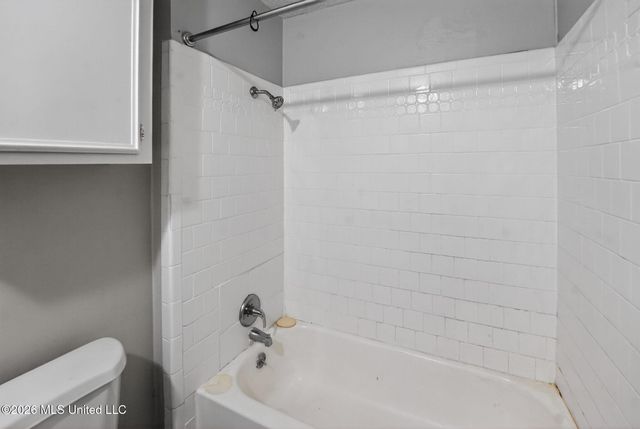 4827 Cottonwood Lane, Jackson, MS 39212