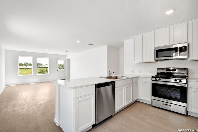538 PAUL CYN, San Antonio, TX 78253