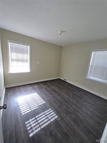 9 S Floridale Drive, Dellwood, MO 63135