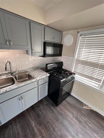 9 S Floridale Drive, Dellwood, MO 63135