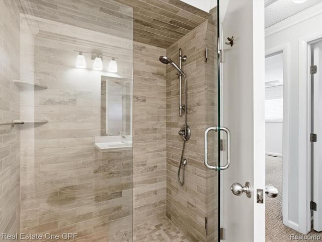 1715 River Road 22, Saint Clair, MI 48079