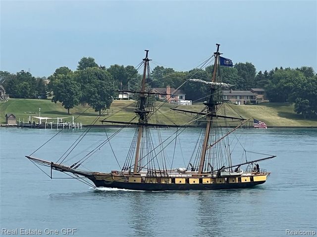 1715 River Road 22, Saint Clair, MI 48079