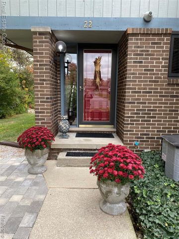 1715 River Road 22, Saint Clair, MI 48079