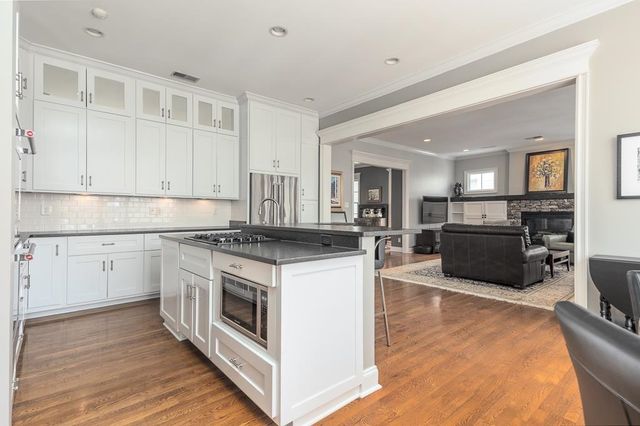 170 HARBOR ISLE CIR N, Memphis, TN 38103