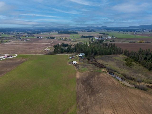 343XX N Spotted Rd, Deer Park, WA 99006