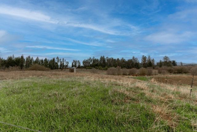 343XX N Spotted Rd, Deer Park, WA 99006