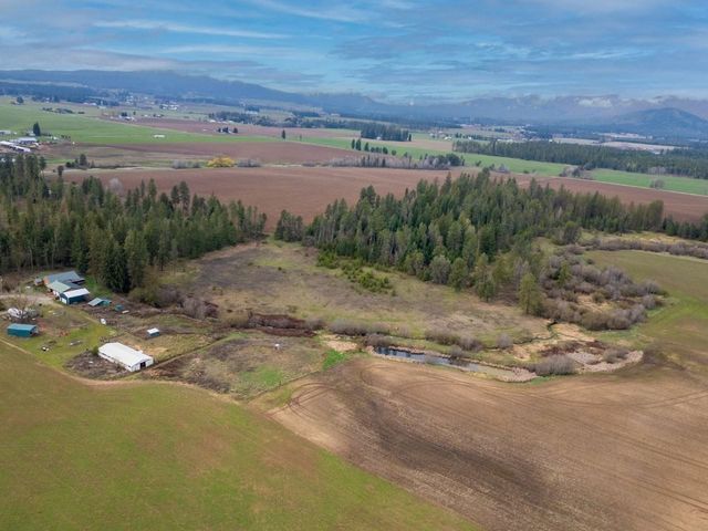 343XX N Spotted Rd, Deer Park, WA 99006