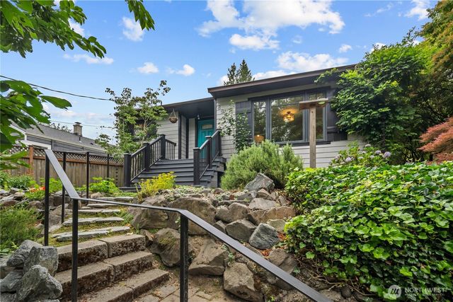 3924 S Pilgrim St, Seattle, WA 98118