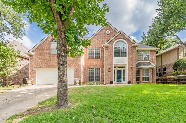 1803 Haydenbend Circle, Grapevine, TX 76051