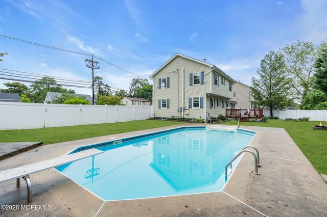 317 Beachwood Boulevard, Beachwood, NJ 08722