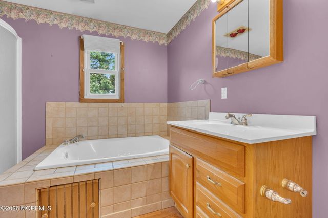 317 Beachwood Boulevard, Beachwood, NJ 08722