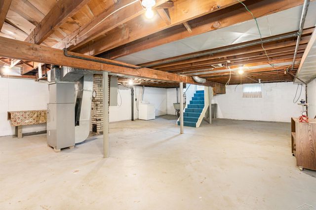 828 Malzahn Street, Saginaw, MI 48602