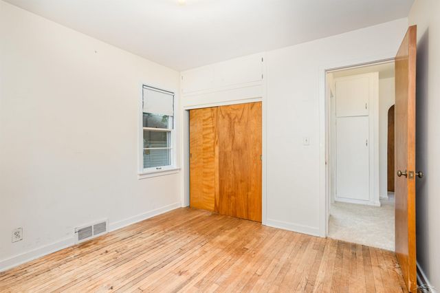 828 Malzahn Street, Saginaw, MI 48602