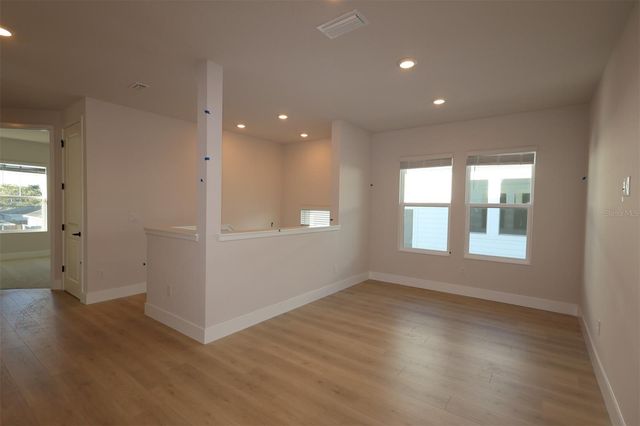 3905 W CARMEN STREET, Tampa, FL 33609