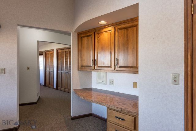 25 Riverside Drive, Bozeman, MT 59715