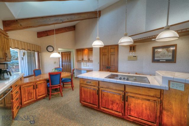 25 Riverside Drive, Bozeman, MT 59715