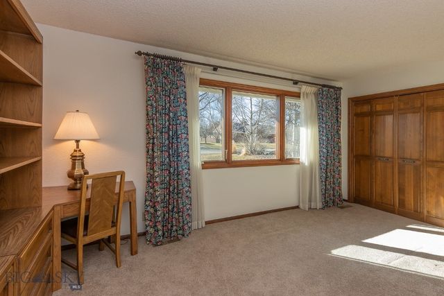 25 Riverside Drive, Bozeman, MT 59715