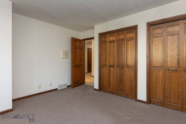 25 Riverside Drive, Bozeman, MT 59715