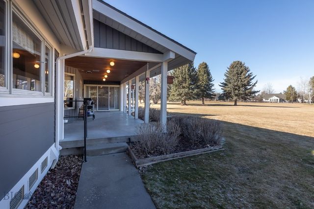 25 Riverside Drive, Bozeman, MT 59715