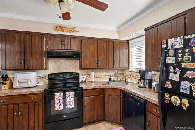 249 Hampton Road, West Babylon, NY 11704