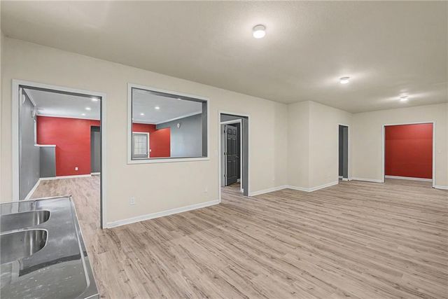 328 Thistlewood Run, Mcdonough, GA 30252