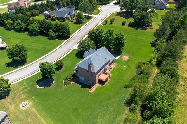 328 Thistlewood Run, Mcdonough, GA 30252