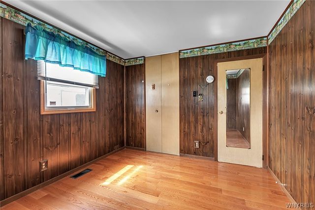 220 Ansley Court, West Seneca, NY 14224