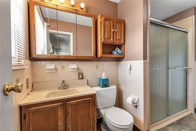 220 Ansley Court, West Seneca, NY 14224