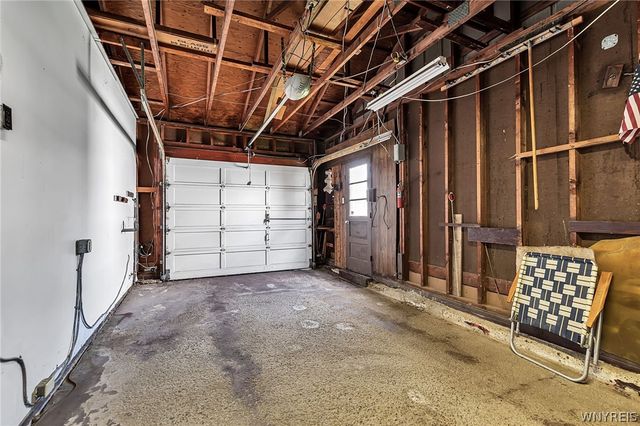 220 Ansley Court, West Seneca, NY 14224
