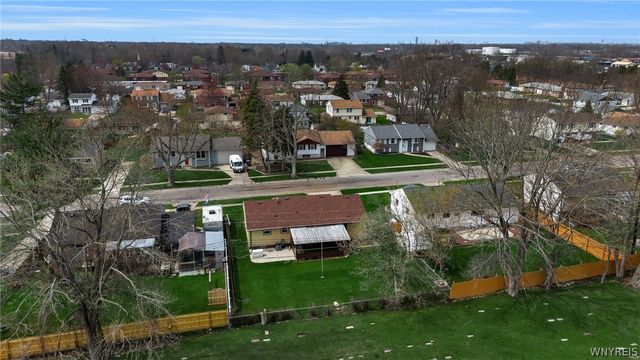 220 Ansley Court, West Seneca, NY 14224
