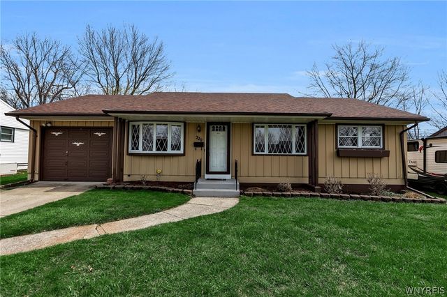 220 Ansley Court, West Seneca, NY 14224