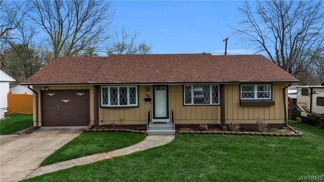 220 Ansley Court, West Seneca, NY 14224