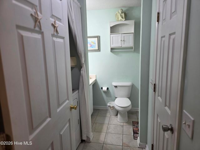 300 Spencer Farlow Drive F, Carolina Beach, NC 28428