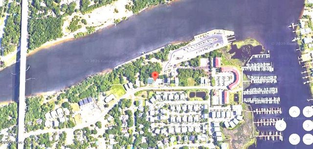 300 Spencer Farlow Drive F, Carolina Beach, NC 28428