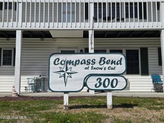 300 Spencer Farlow Drive F, Carolina Beach, NC 28428