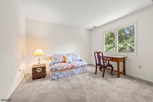 22 Village Green Ct, South Orange Village Twp., NJ 07079