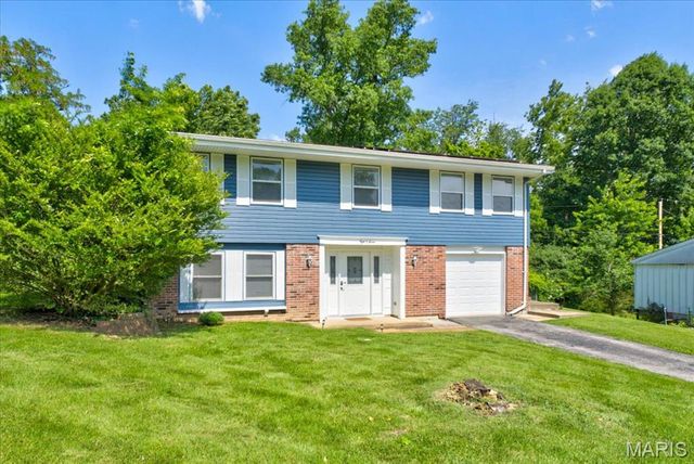 807 Gaillard Court, Ballwin, MO 63011