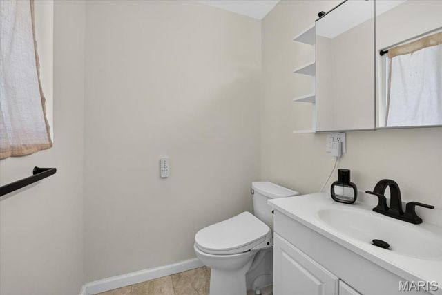 807 Gaillard Court, Ballwin, MO 63011