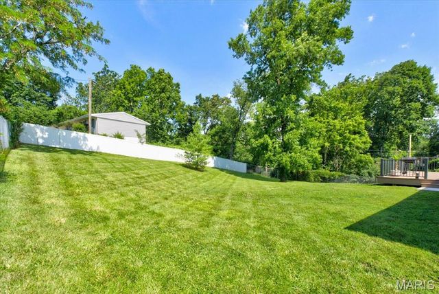 807 Gaillard Court, Ballwin, MO 63011