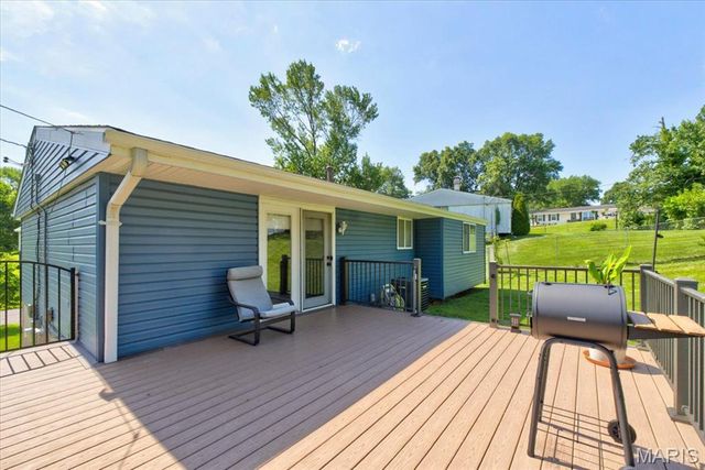 807 Gaillard Court, Ballwin, MO 63011
