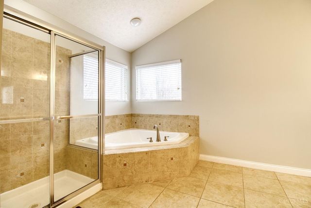 4294 Fox Ridge Drive, Batavia Twp, OH 45103