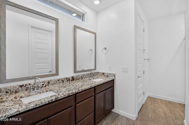 261 W PINNACLE RIDGE Drive, San Tan Valley, AZ 85140